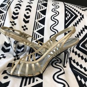 Brand new beautiful dress shoes.